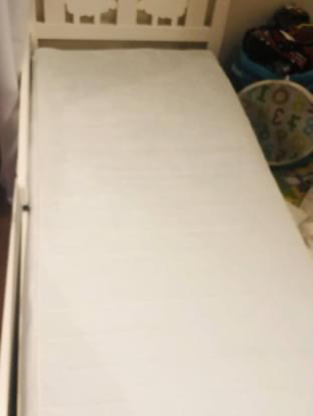 Toddler bed with memory foam mattress image indicator(3)