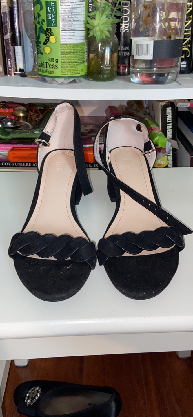 H&M black ankle strap size 5 shoes #willowdale thumbnail