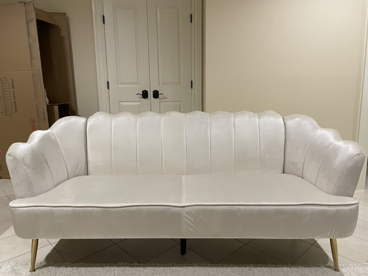 Velvet sofa - photo 3