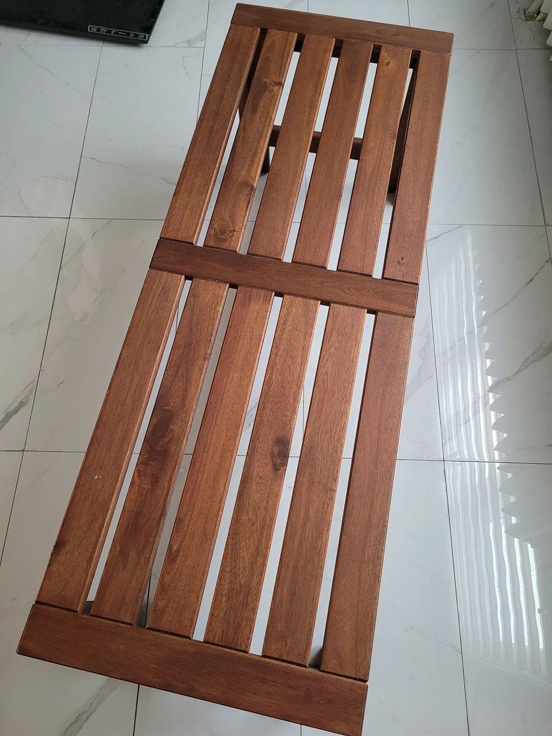 wood bench - photo 2