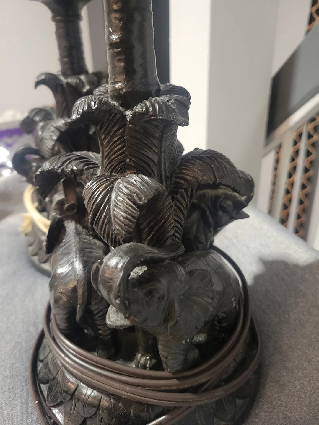 Vintage table lamps. Both $27 - photo 3