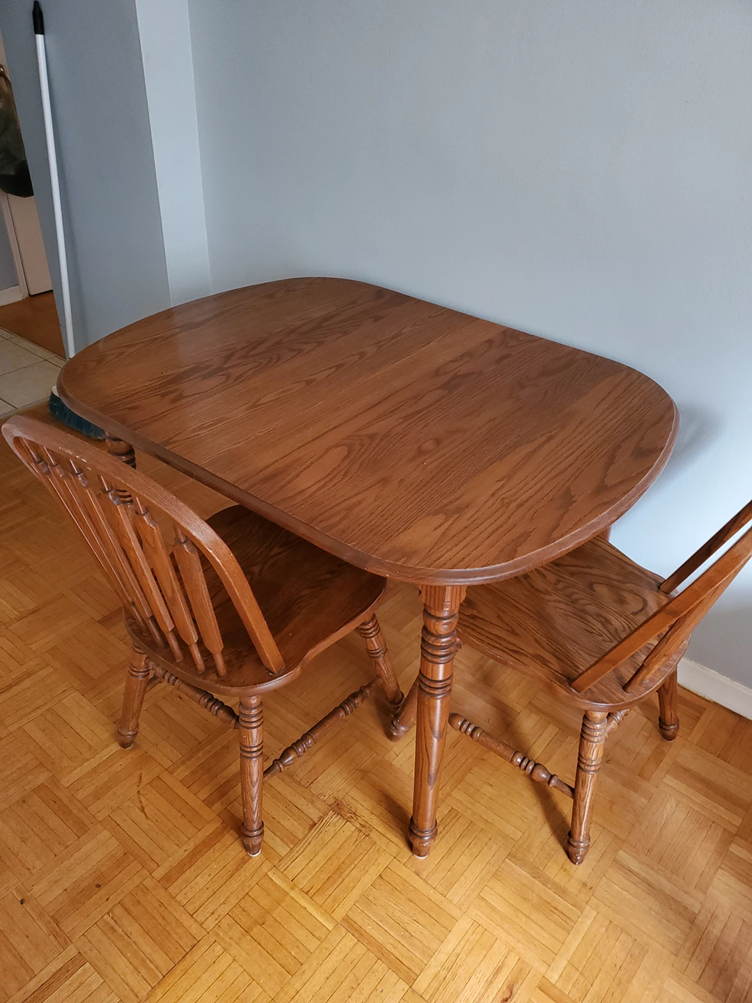 Richardson Brothers Co Vintage Dining set thumbnail