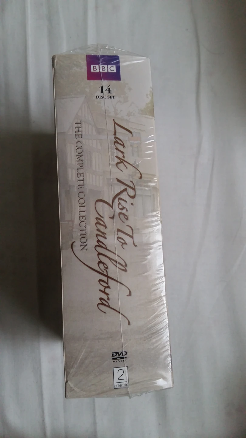 LARK RISE TO CANDLEFORD THE COMPLETE COLLECTION 14 DISC SET. - photo 3
