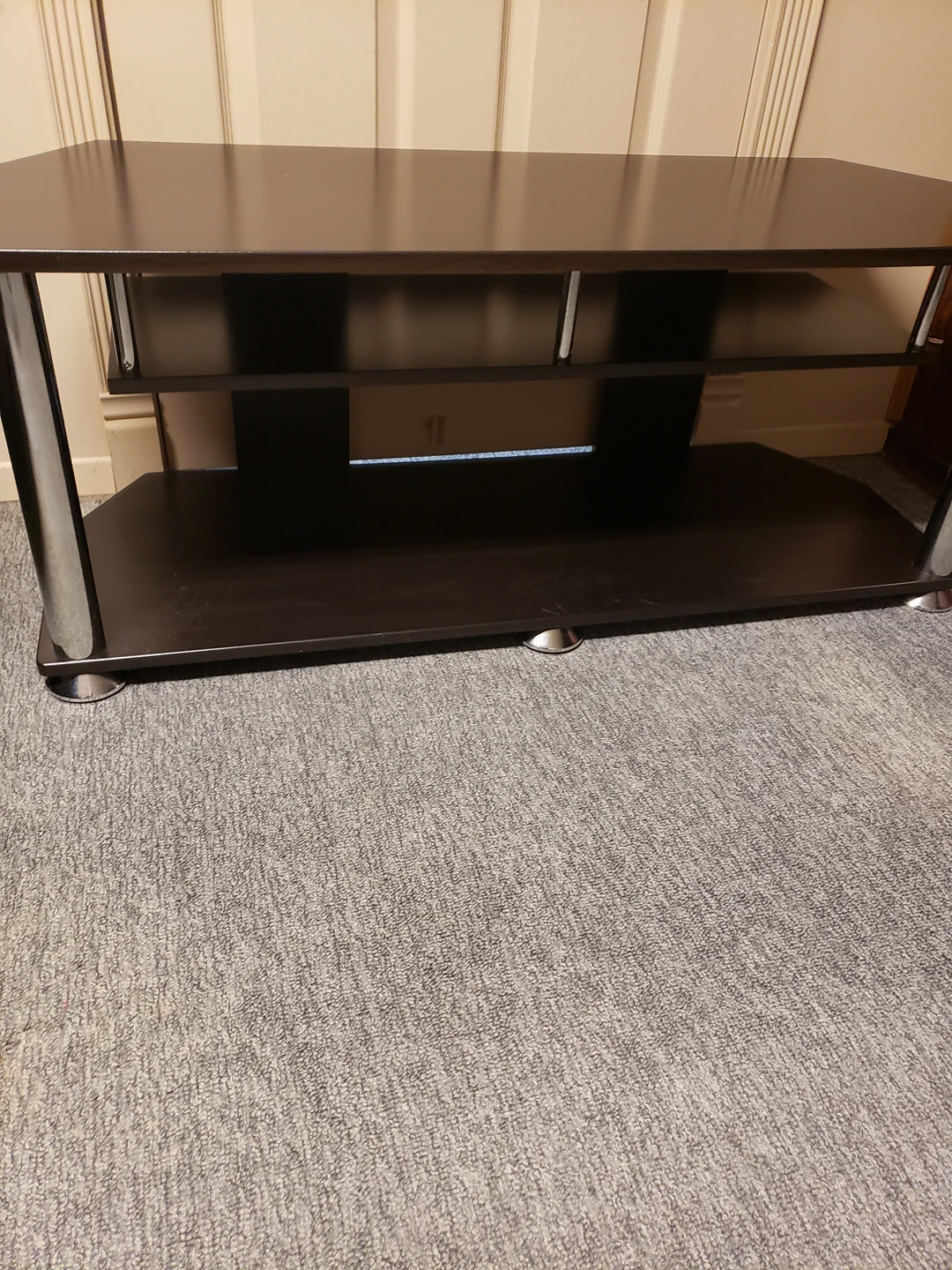 TV STAND IN GOOD CONDITION - photo 2