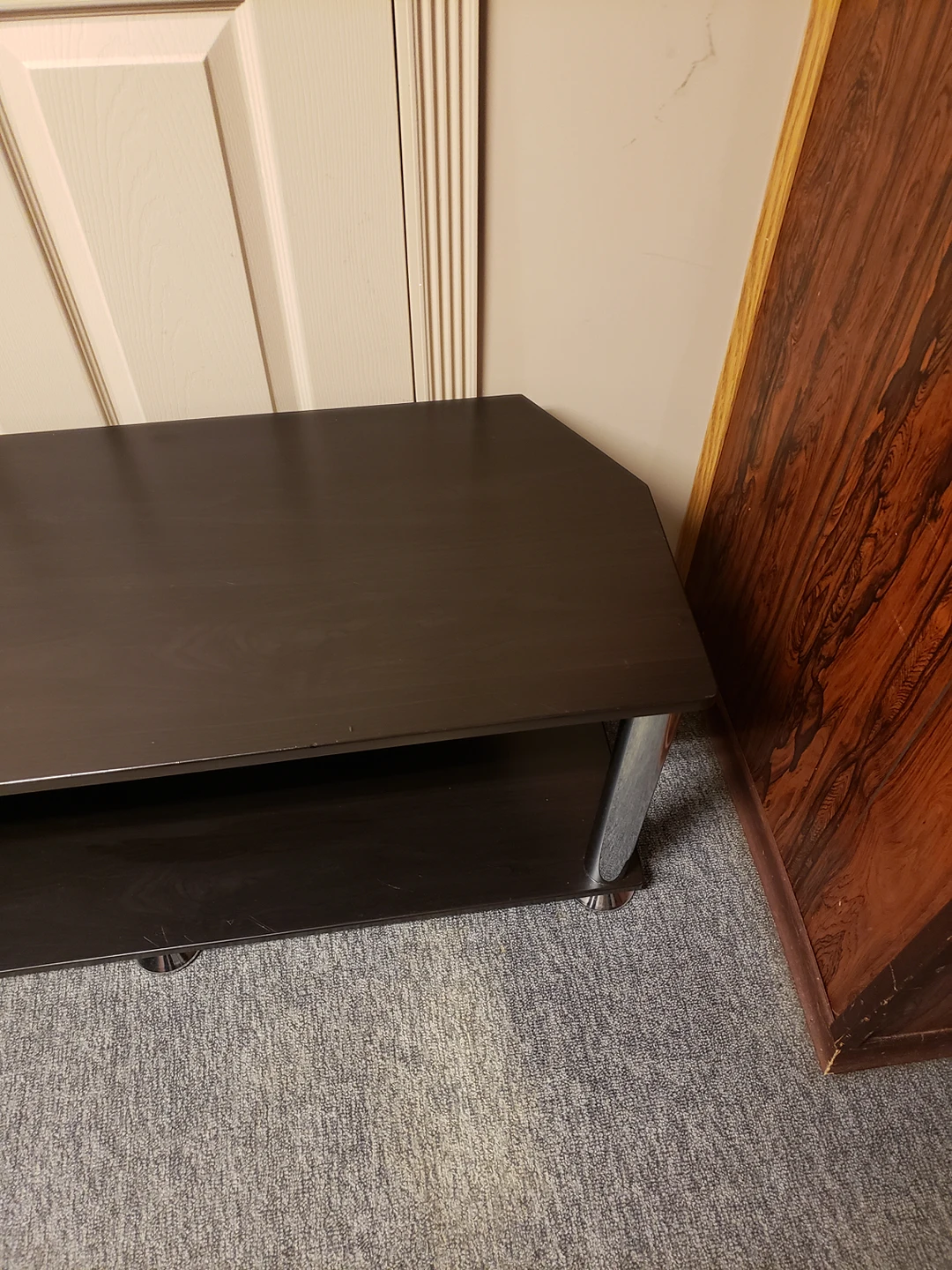 TV STAND IN GOOD CONDITION - photo 4
