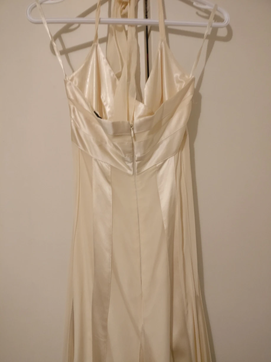 BCBG dress - photo 3