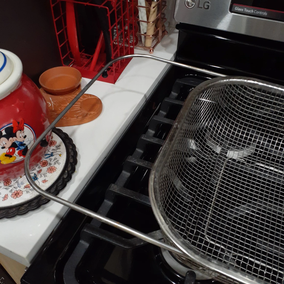 Over the Sink Metal Colander image indicator(2)