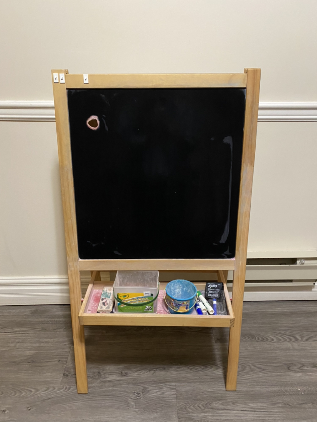ikea whiteboard and blackboard easel
