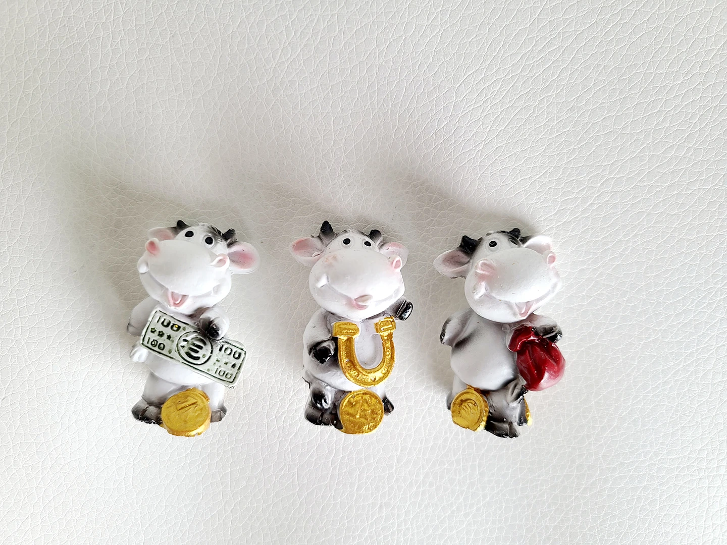 3 Lucky Figurines thumbnail