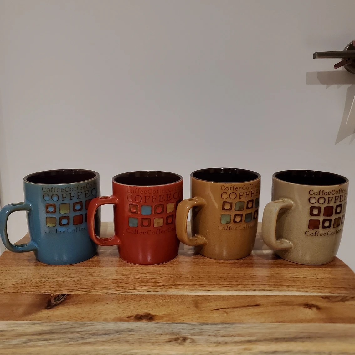 Coffee mugs - Set of 4 thumbnail