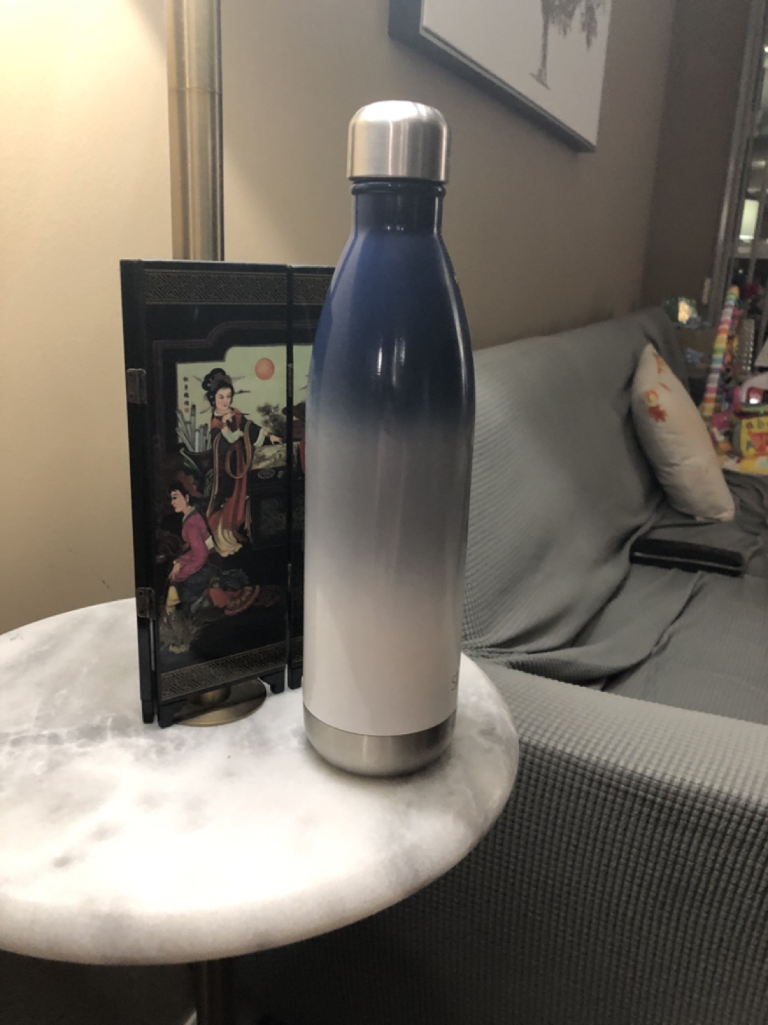 Water bottle thumbnail