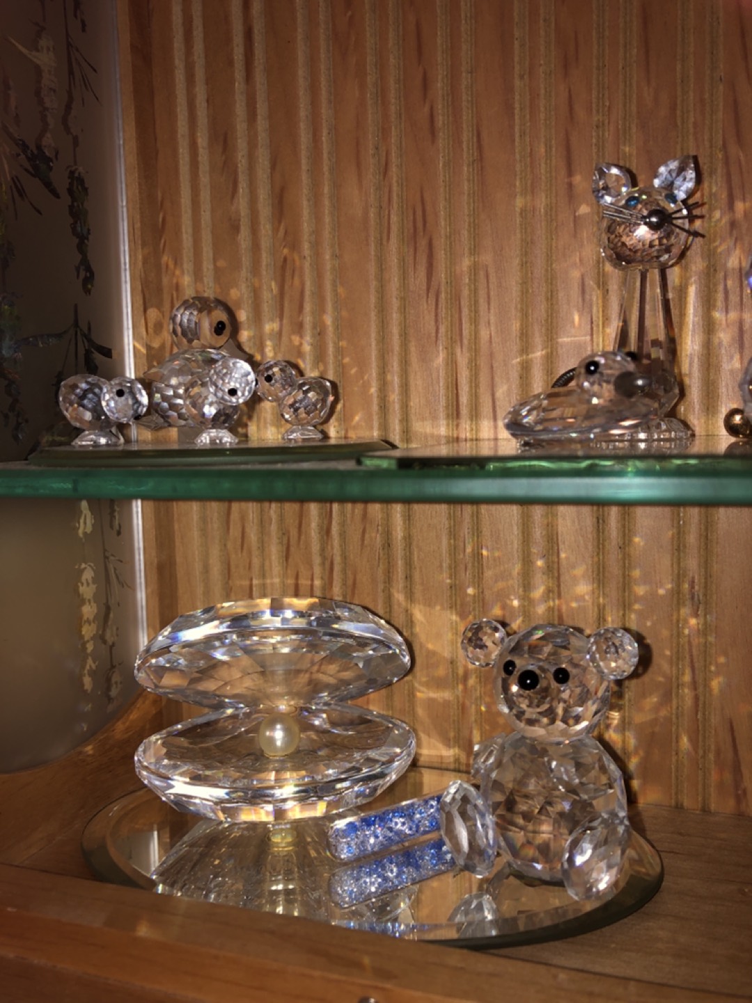 Swarovski crystal collectibles image indicator(2)