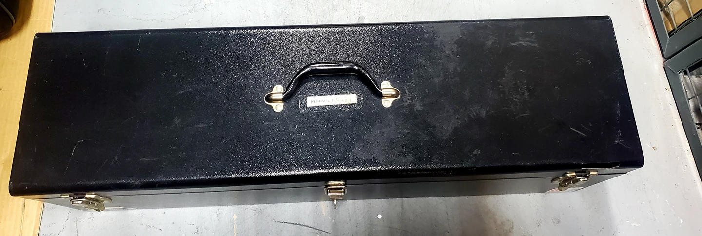 Metal Toolbox - EXCELLENT CONDITION! thumbnail