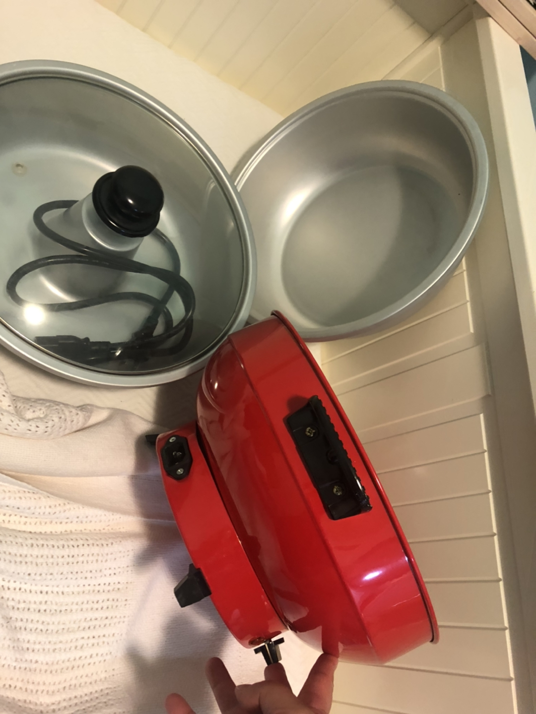 Electric Hot Pot thumbnail