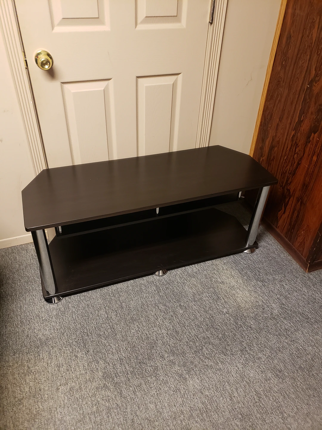 TV STAND IN GOOD CONDITION - photo 3