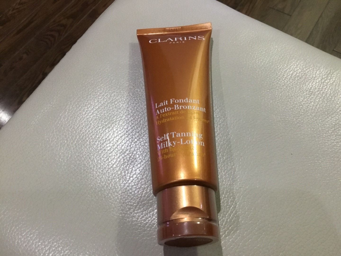 Clarins Self-Tanning Milky Lotion - photo 2