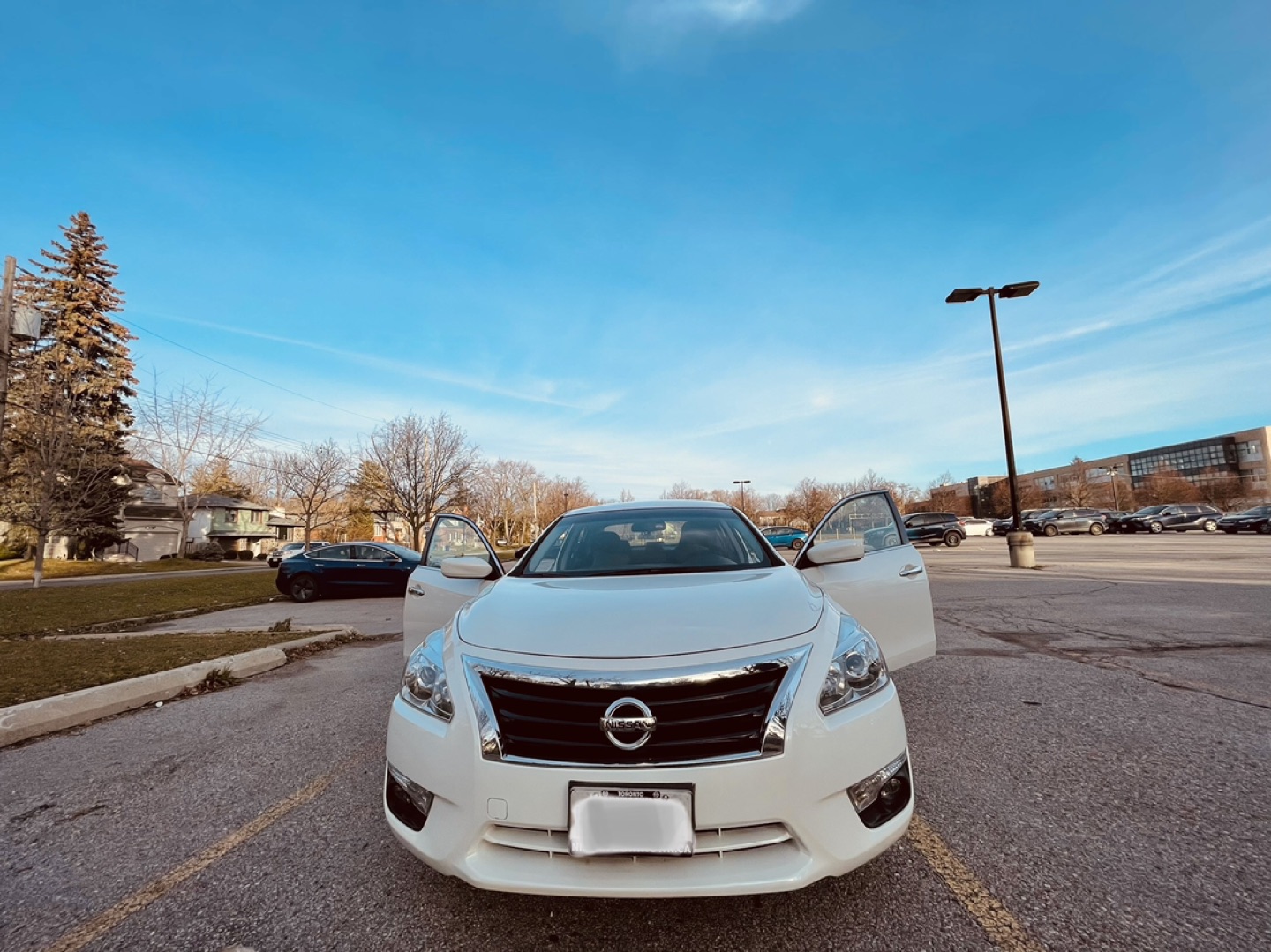Nissan Altima 2014 (Low Mileage)