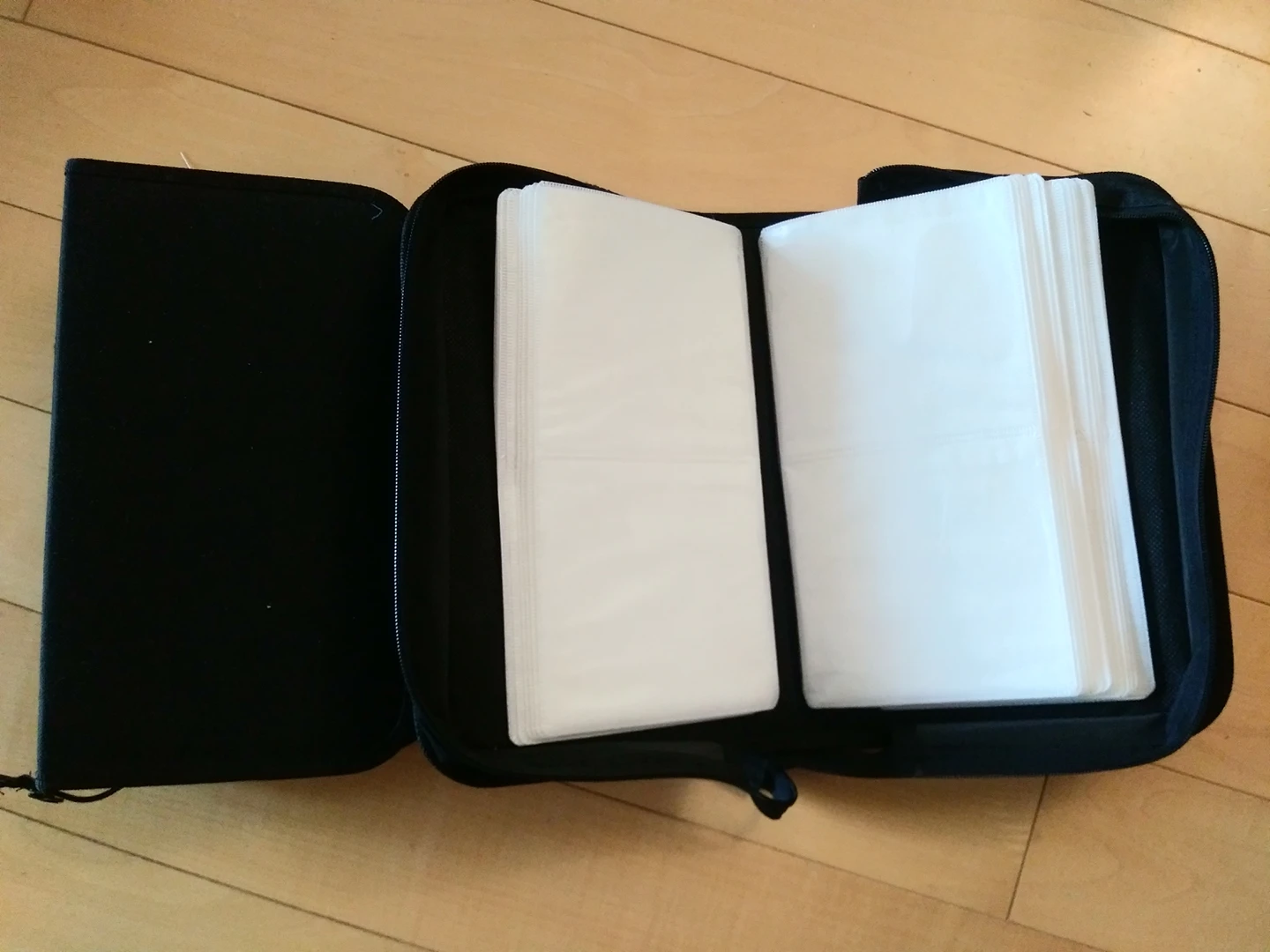 CD/DVD sleeve folder #freecycle thumbnail
