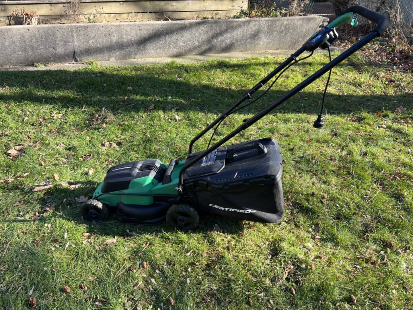 Lawnmower for sale - photo 3