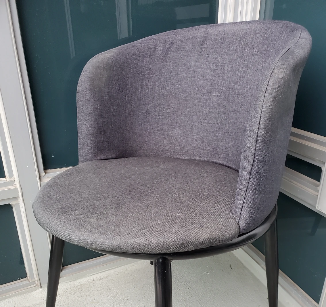 2 chairs