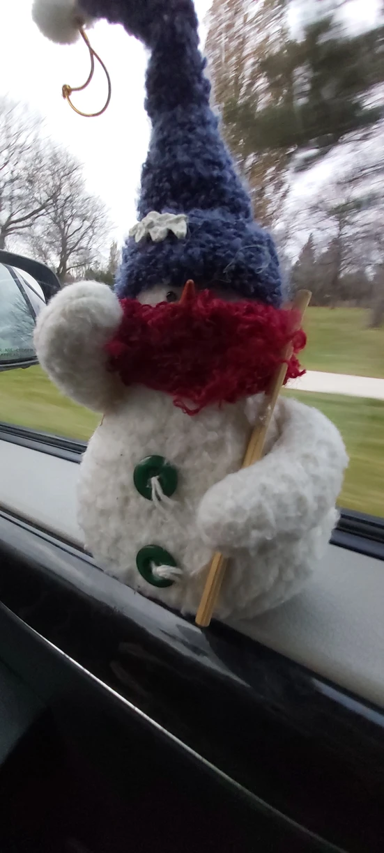 snowman decoration #freecycle thumbnail