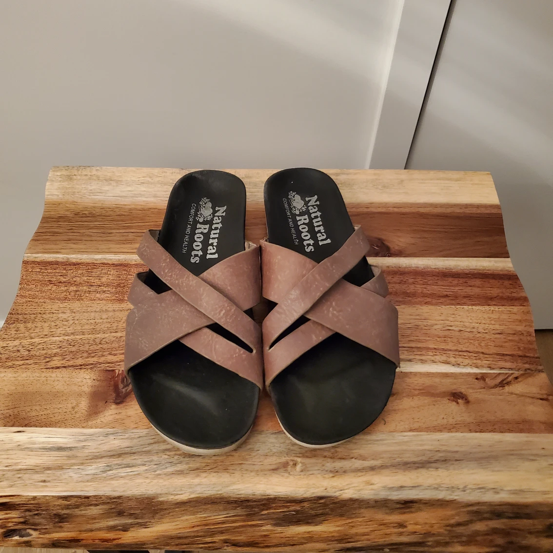 Roots Sandals (Size 8) thumbnail