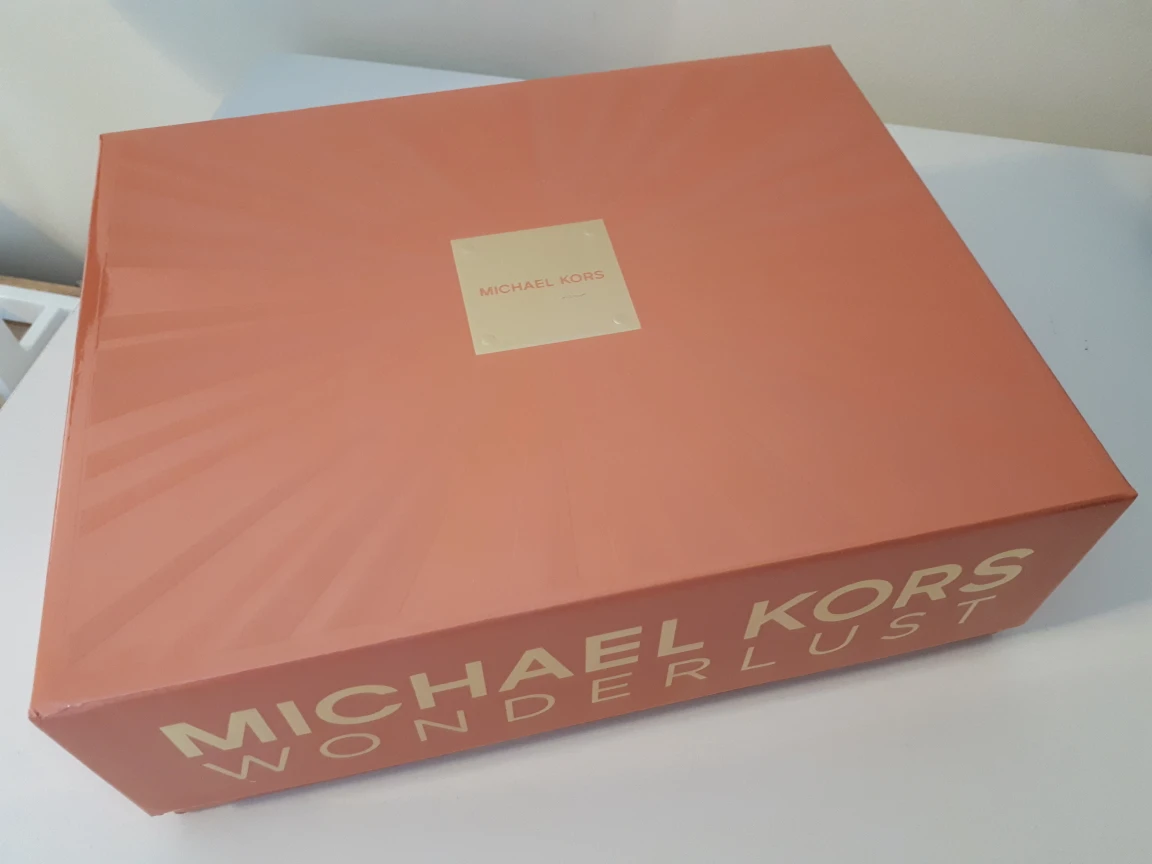 MICHAEL KORS Wonderlust Eau de Parfum 2 Piece Gift Set - photo 3