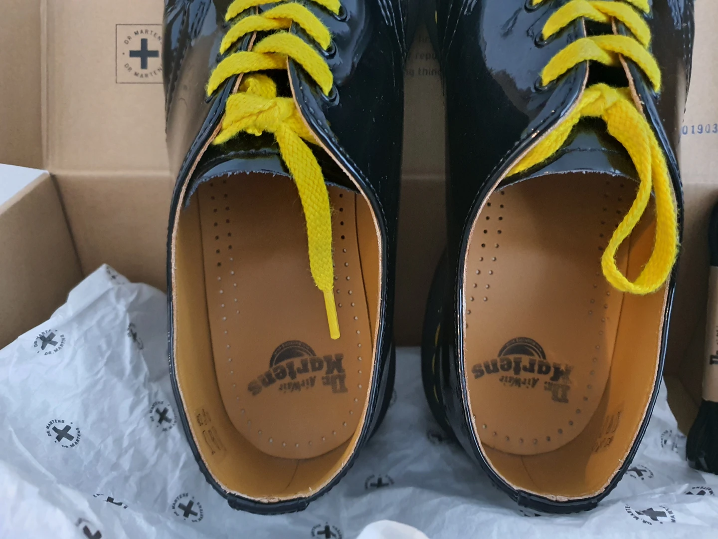 Dr. Martens Boots - Patent Leather Oxford (SIZE US 11) image indicator(4)