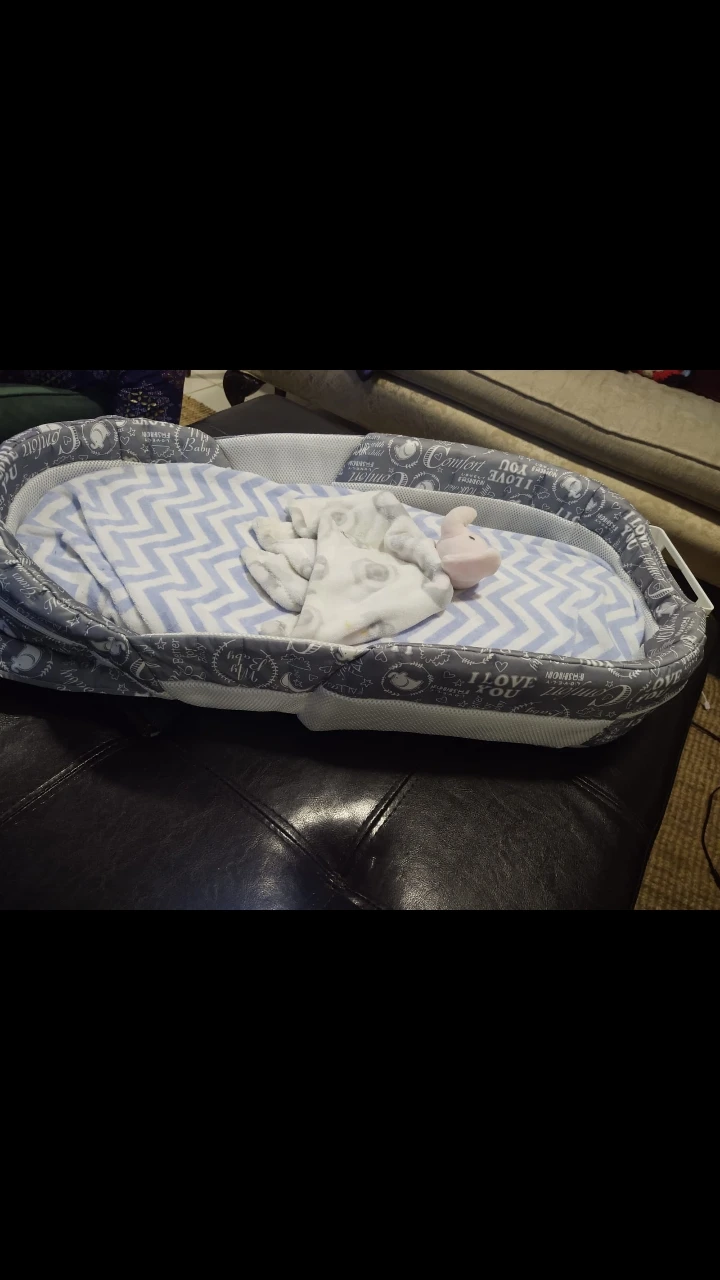 baby co-sleeping bassinet thumbnail
