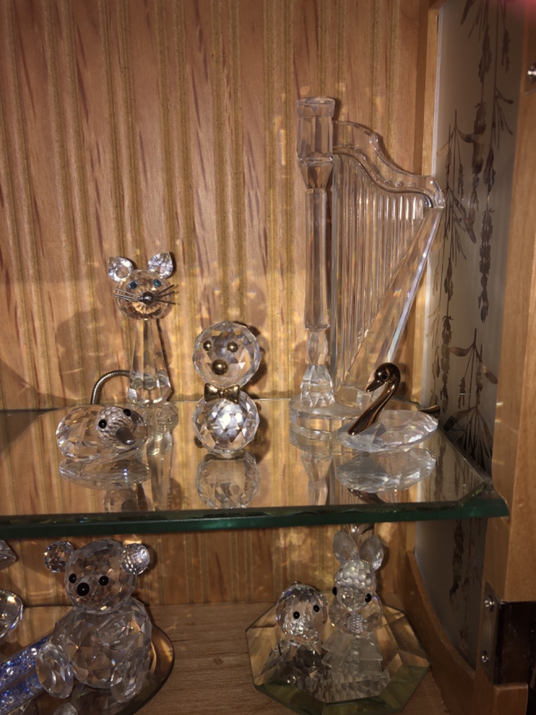 Swarovski crystal collectibles image indicator(3)