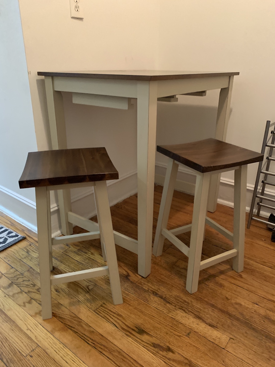 Bar set (table + 2 stools) - photo 2