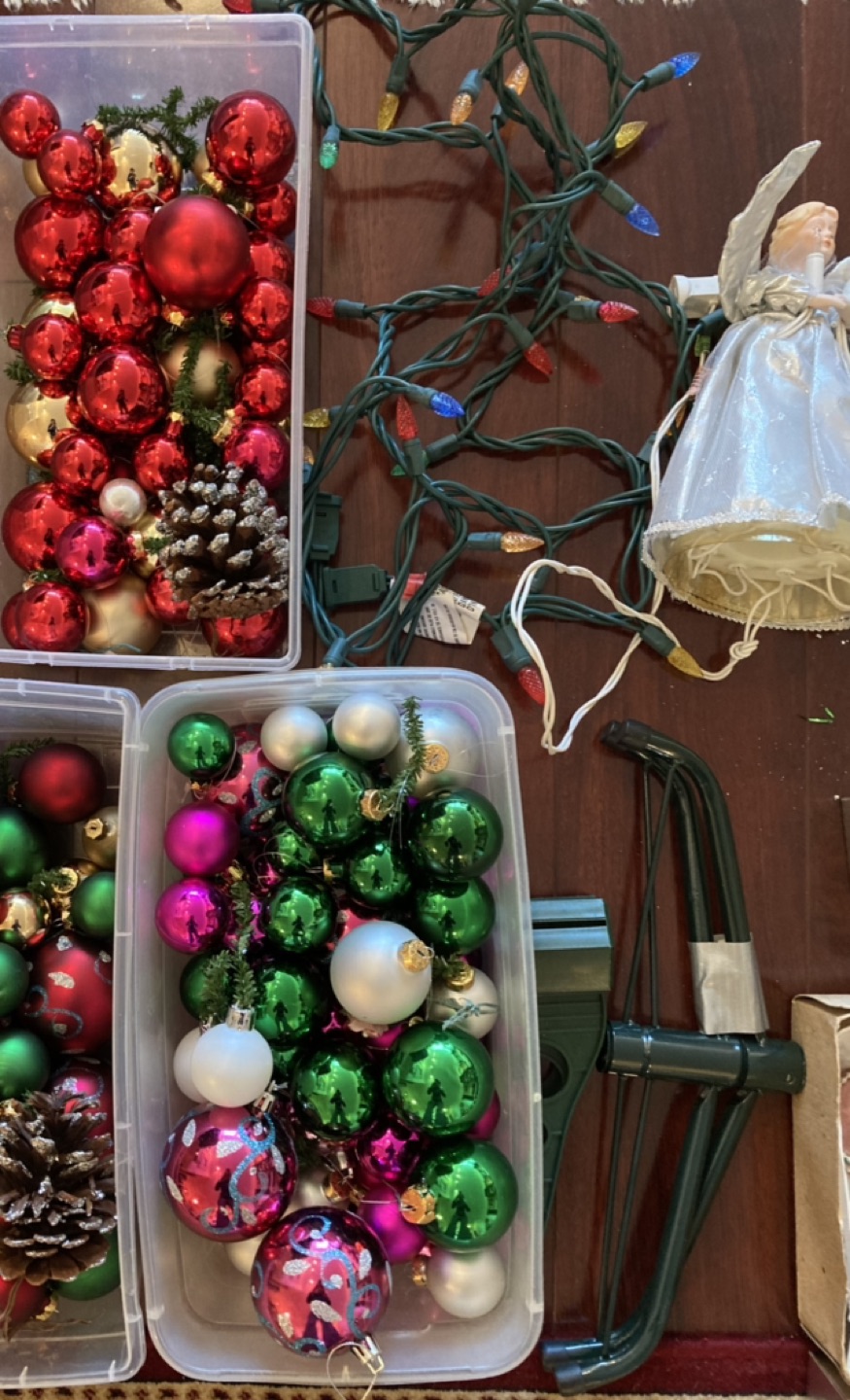 Vintage Christmas tree ornaments thumbnail