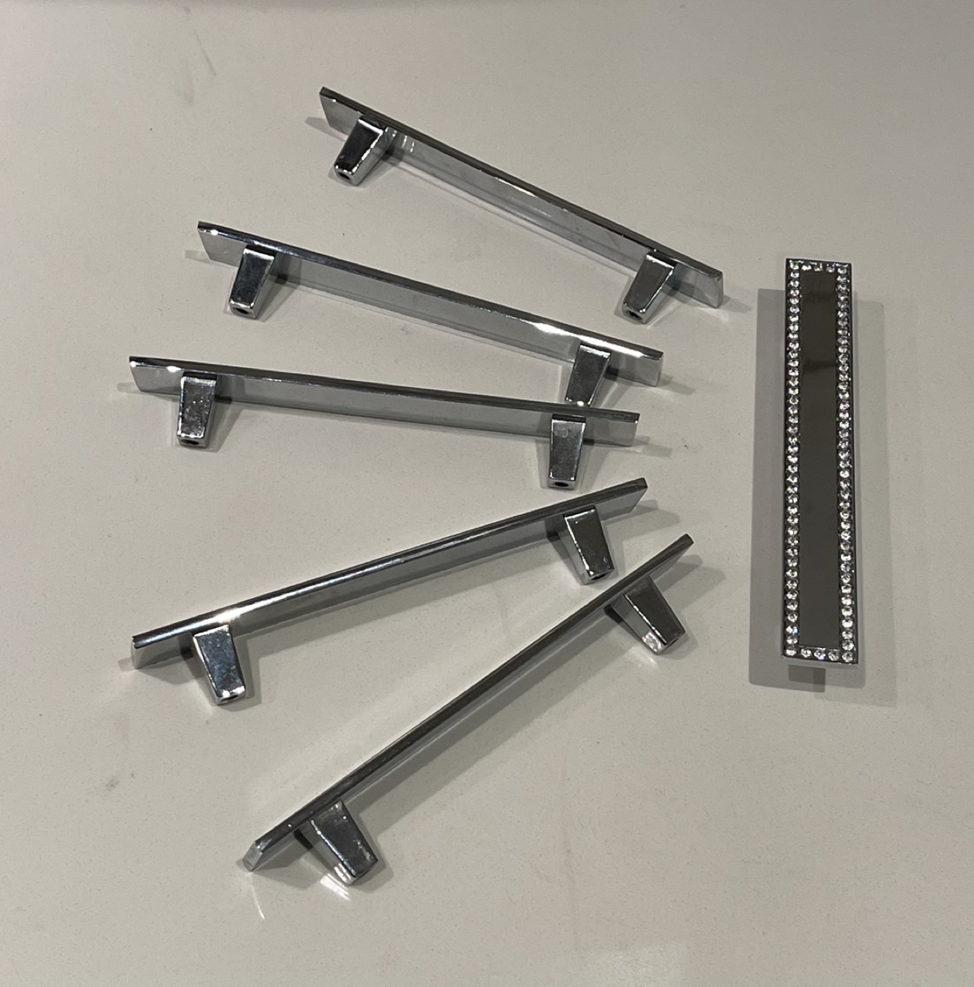 6 Crystal and Chrome Furniture pulls image indicator(2)