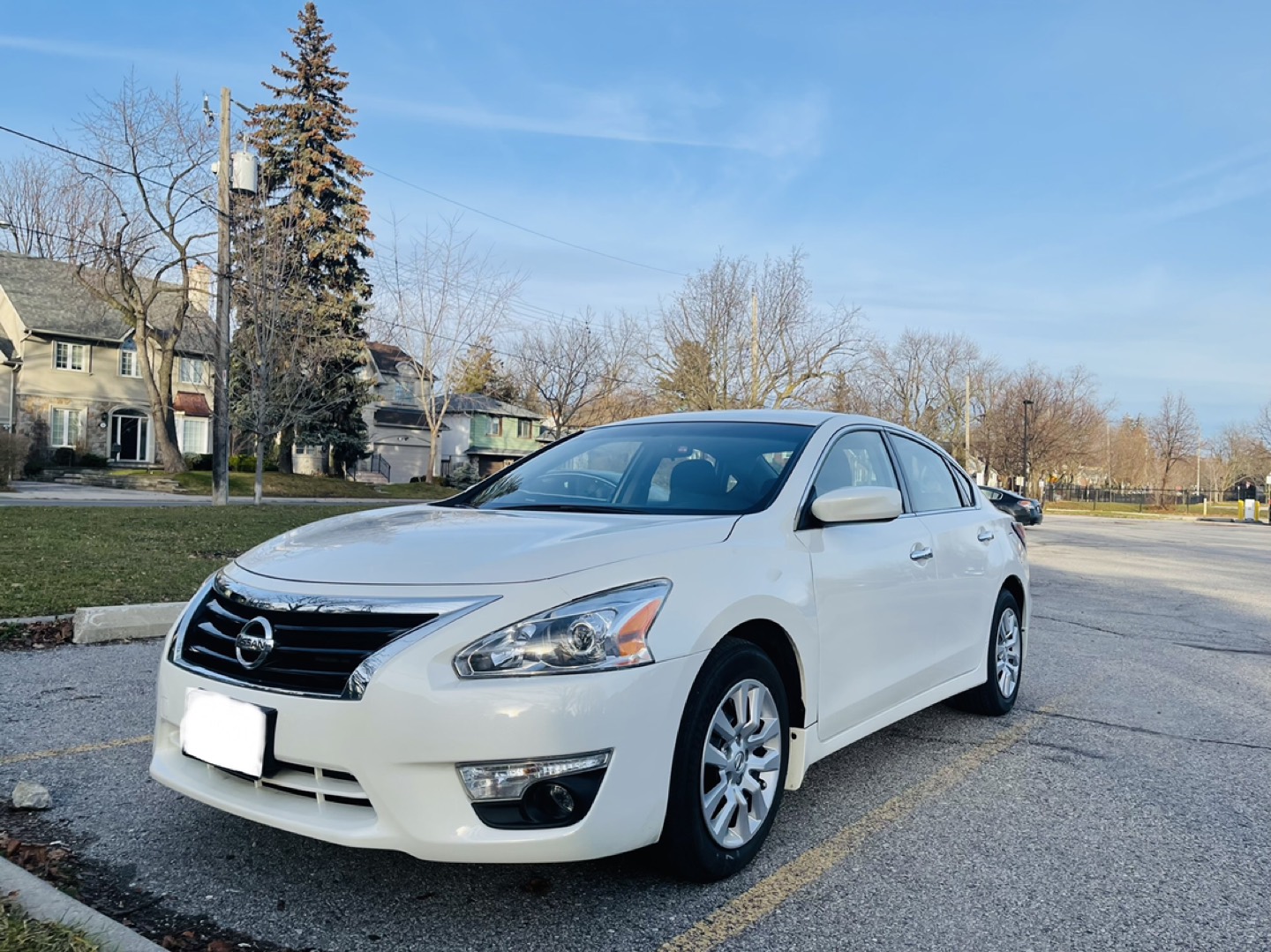 Nissan Altima 2014 (Low Mileage) - photo 2
