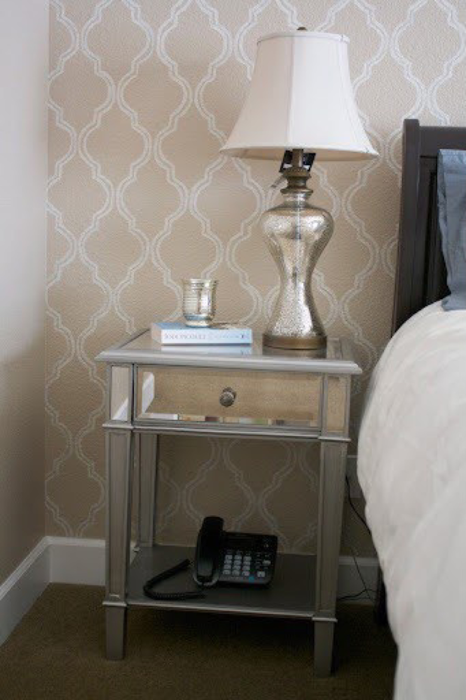 pier1 night stands
