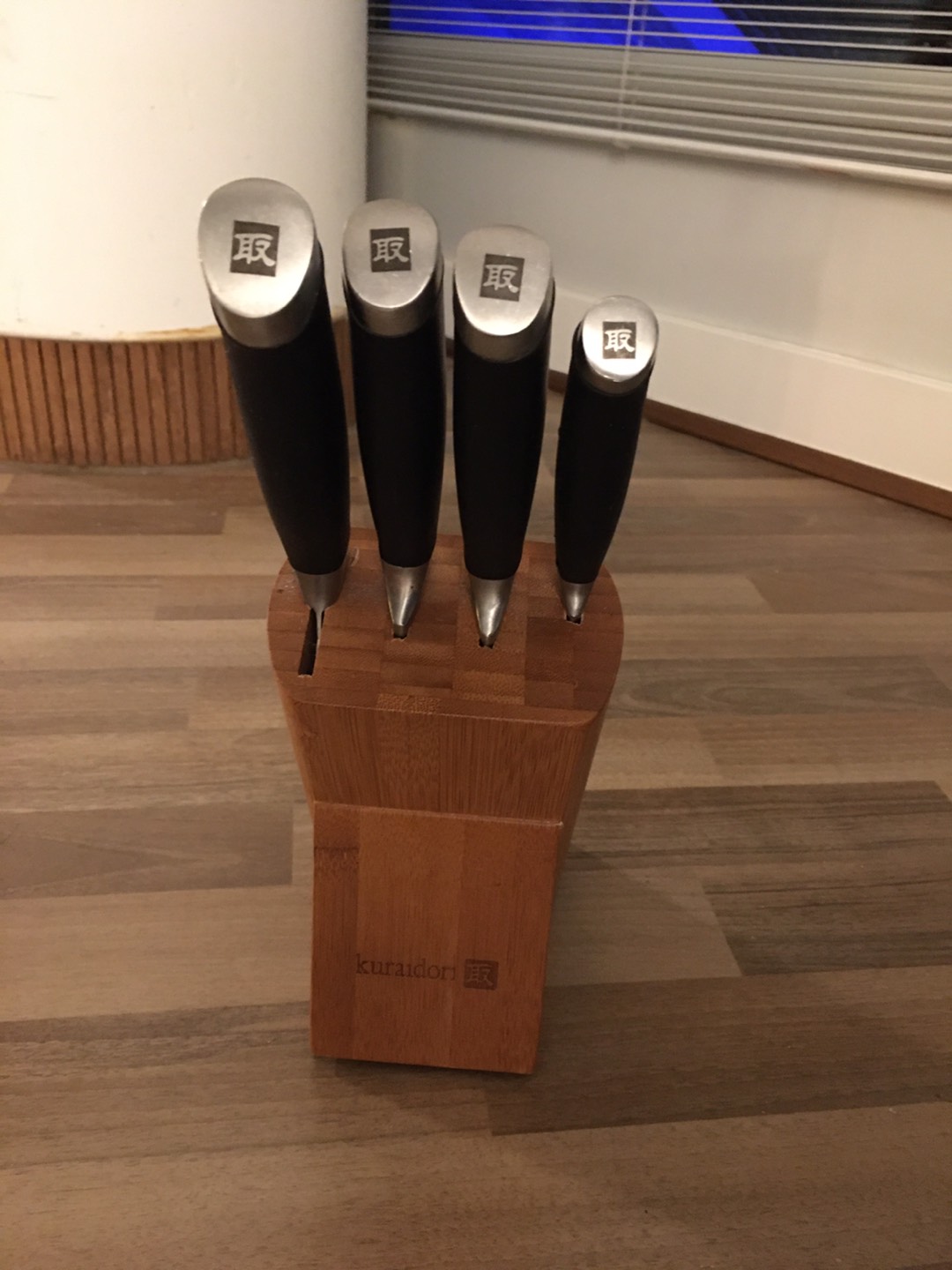 Stainless steel kitchen knife  set thumbnail