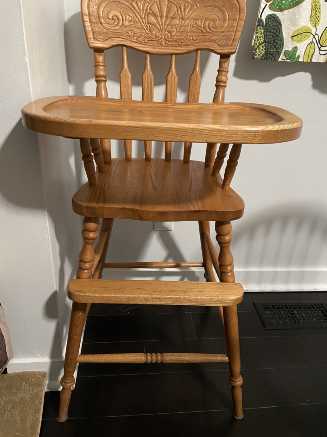 High chair - photo 3