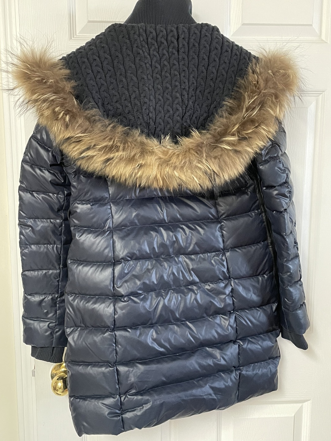Ladies Ruksak navy blue small puffer coat with fur trim image indicator(3)