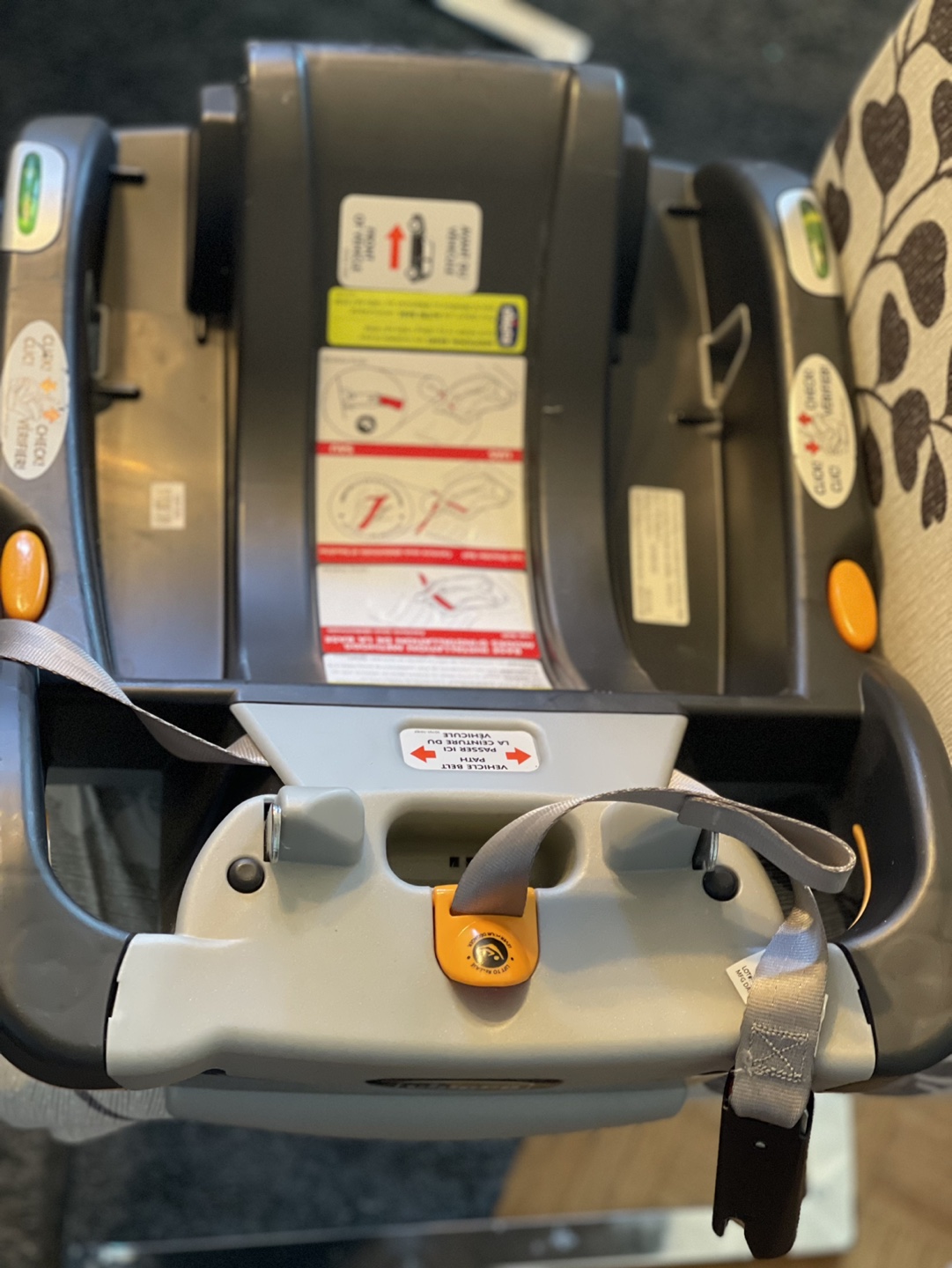 Chicco stroller and car seat travel system - photo 4