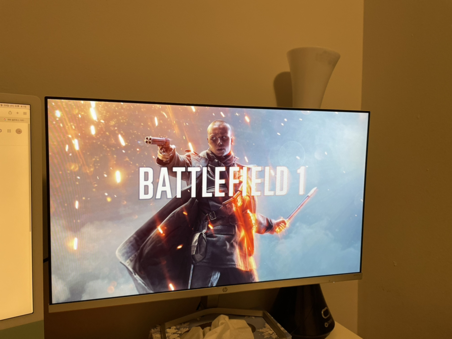 HP FHD Monitor 24 inch thumbnail