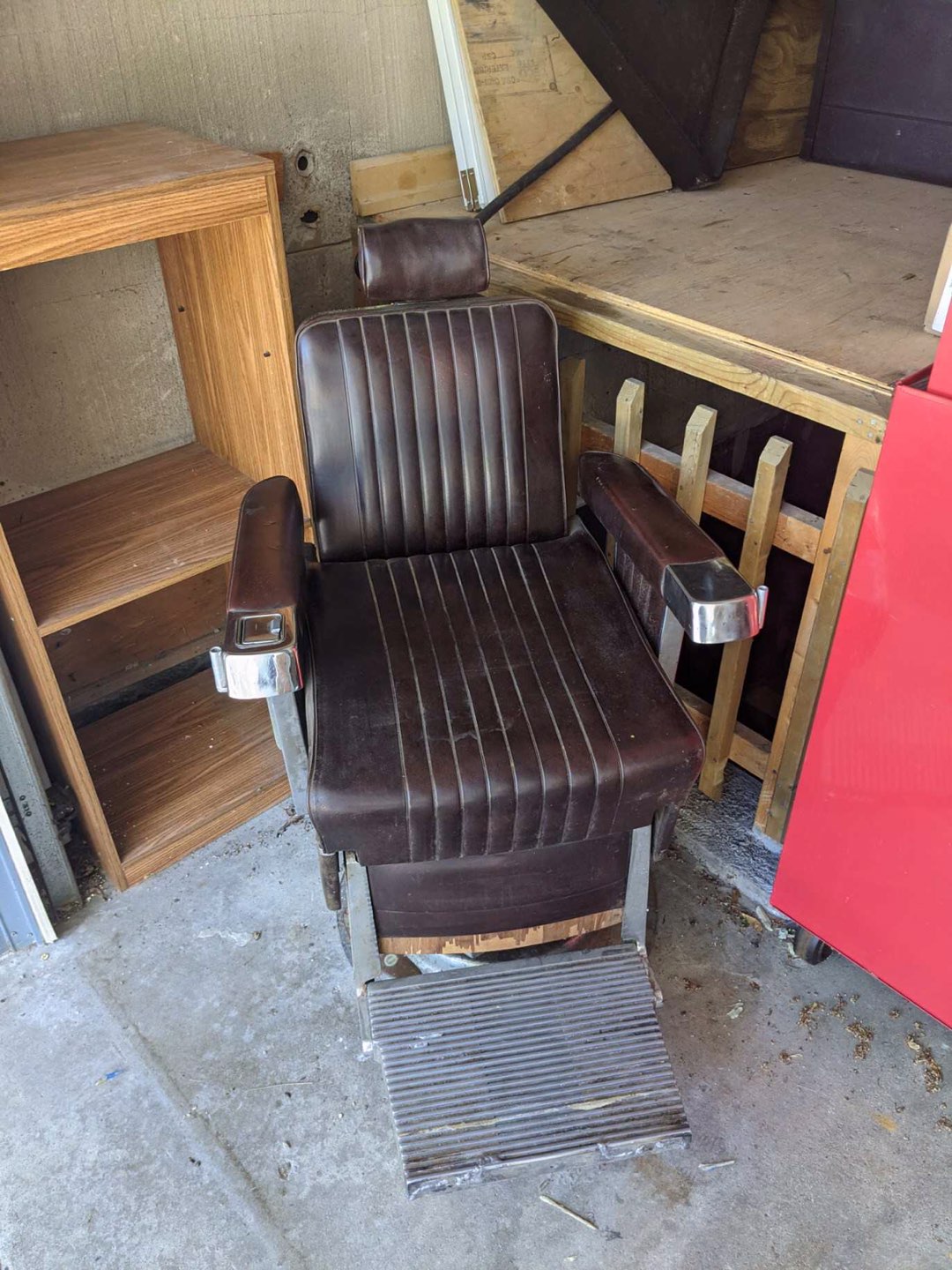 The Belmont BarberChair thumbnail