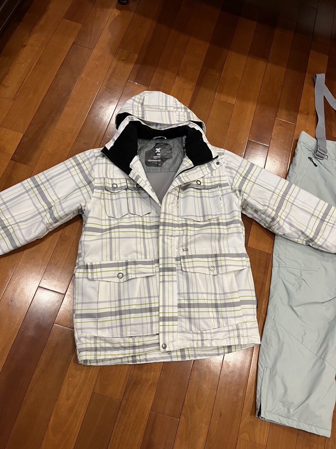 Jacket & Pants for ski and snowboard