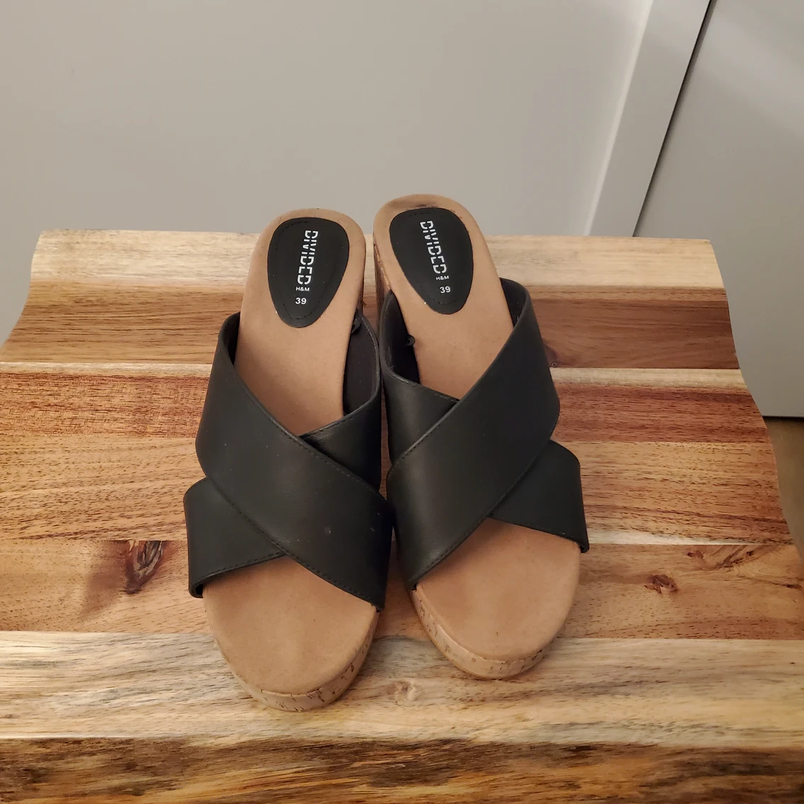 H & M Wedge Sandals (size 8) thumbnail