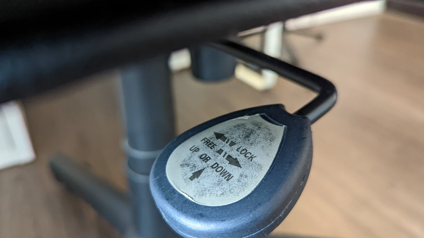 Executive office chair - photo 5