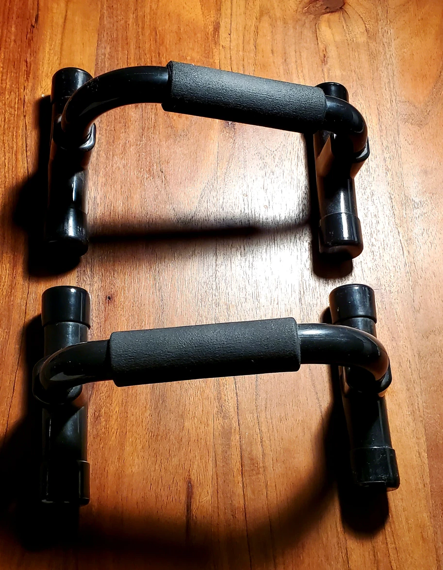 Push Up Bars Exercise Equipment (Foam grip non-slip) thumbnail