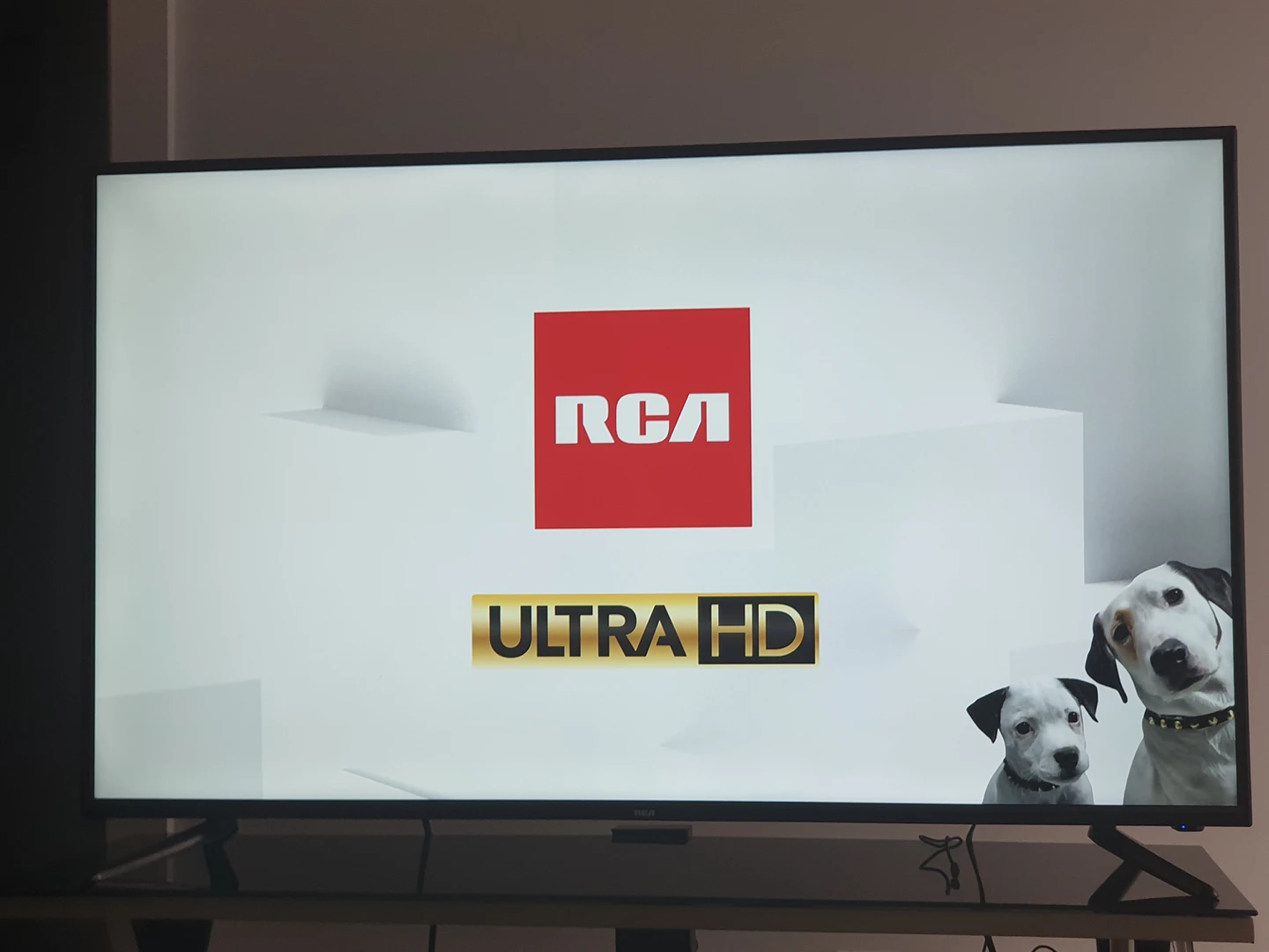 48 RCA TV with stand - photo 5
