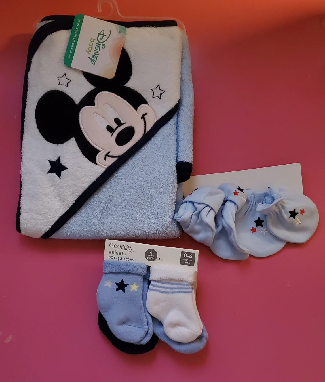 Mickey Mouse Bath Towel Mitten and Socks Set (Brand New)