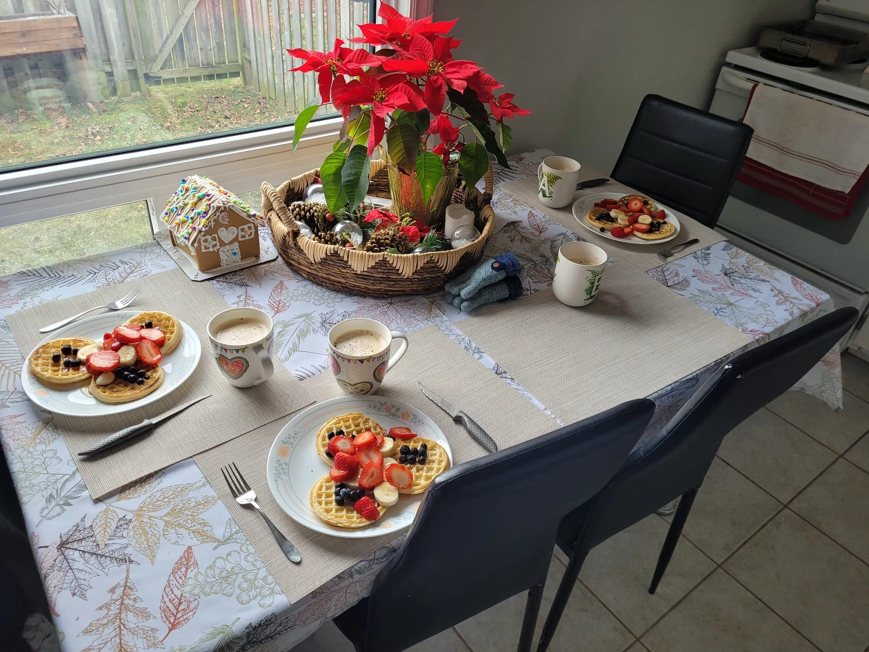Dinning table - photo 4