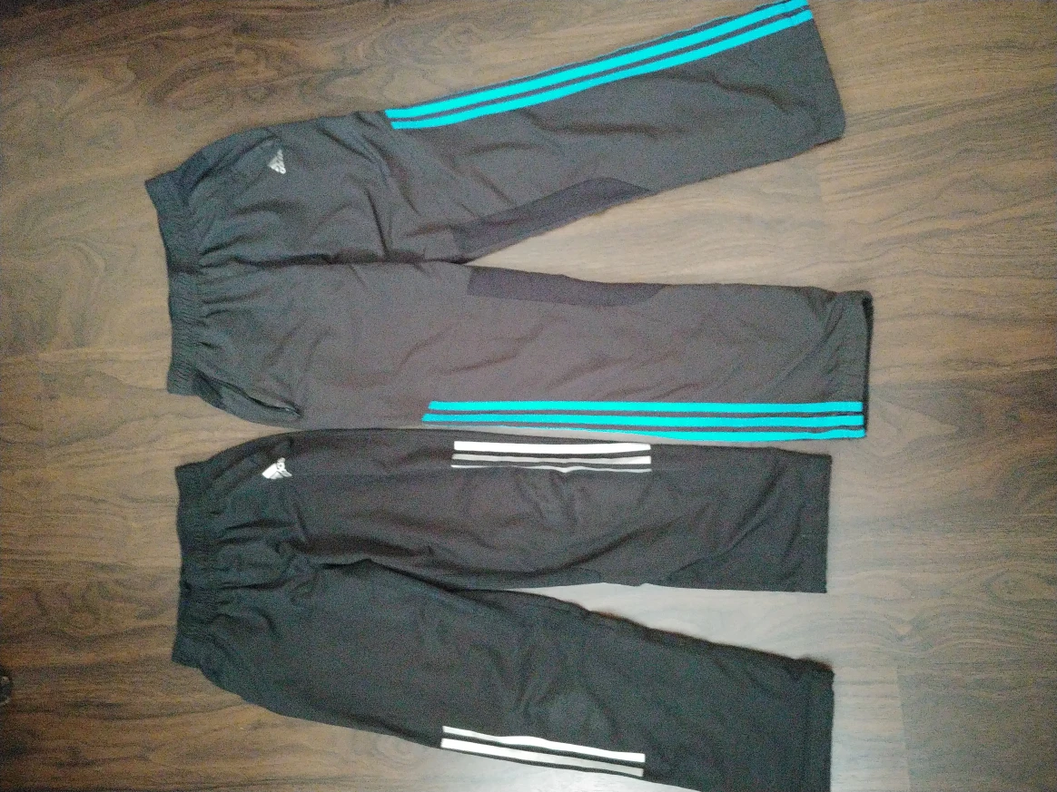 Original brands clothes for 8-11 years thumbnail