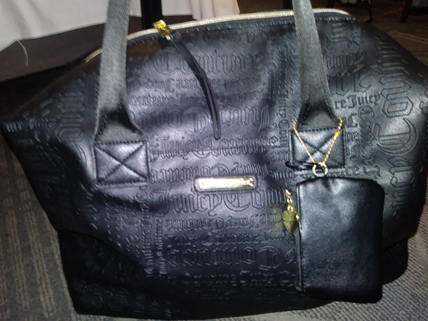 juicy Couture bag thumbnail